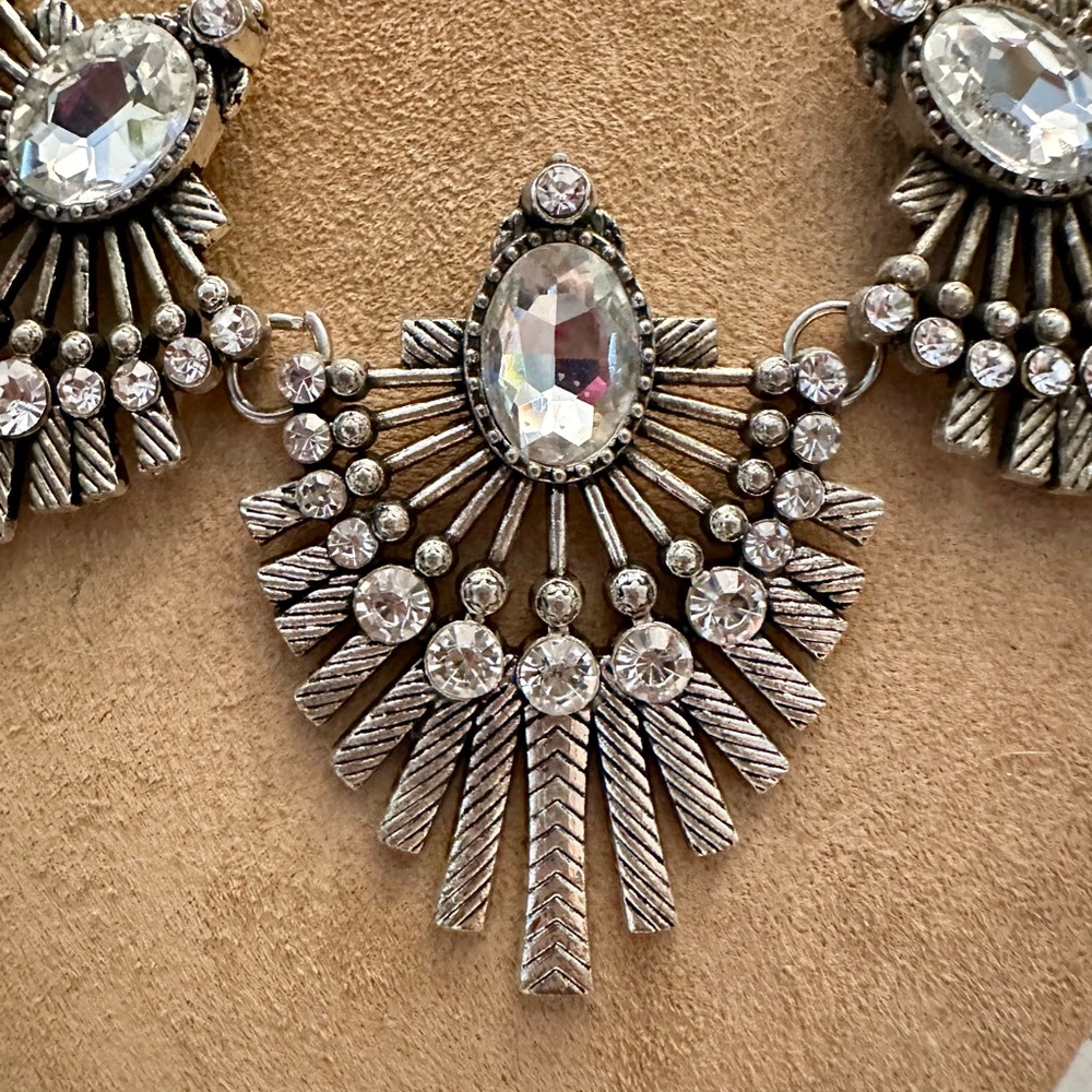 Silver Rhinestone Statement Necklace Set - image 3